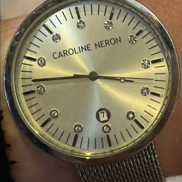 Caroline Néron « flashy » watches - Picture 8 of 10